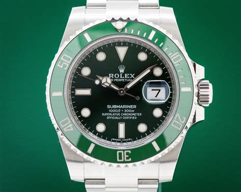 rolex submariner verde precio|rolex submariner green.